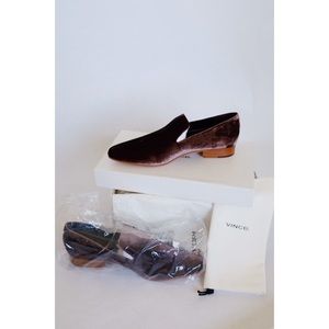 NWT Vince Velvet Lela Flats